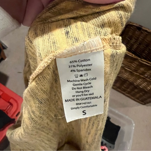 Casual Yellow Striped T-Shirt - Picture 6 of 6